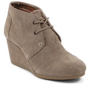 Toms wedge bootie 10